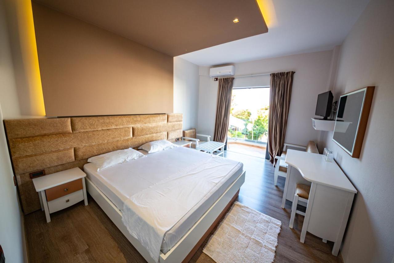 New Heaven Hotel Saranda Zewnętrze zdjęcie