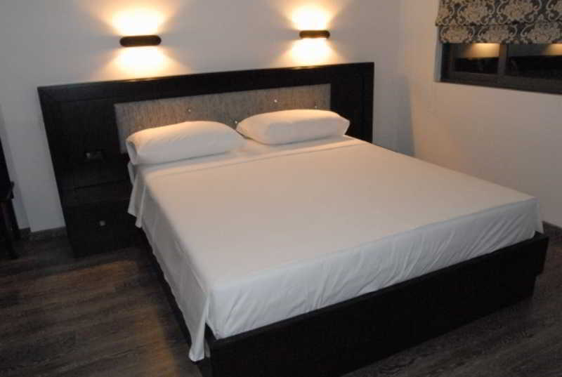 New Heaven Hotel Saranda Zewnętrze zdjęcie